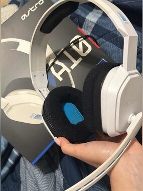 Astro A10 White Over-Ear Wired Headphones with Blue Inner Mesh